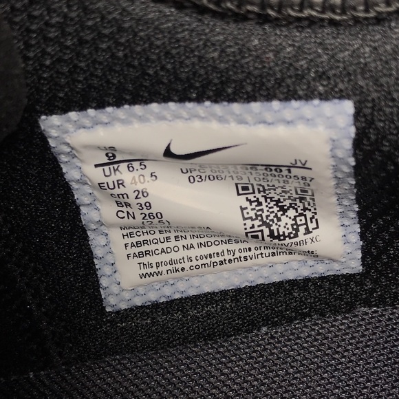 NIB Nike Air Max Motion 2 Women’s Sneakers - Picture 10 of 12